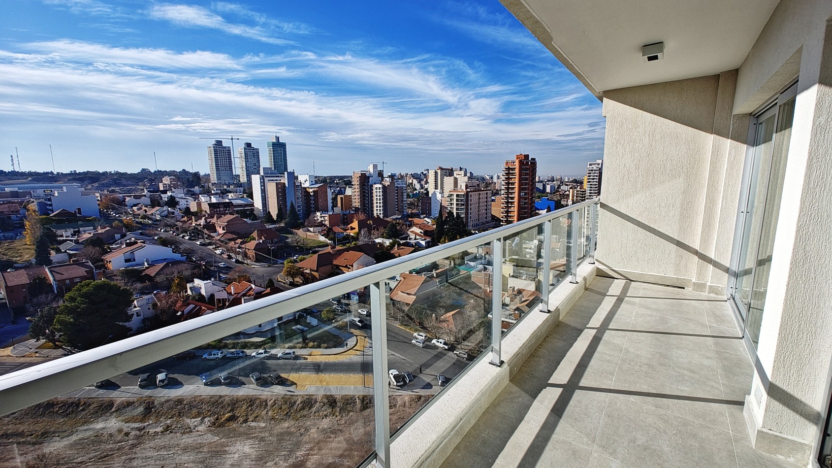 DEPARTAMENTO 1 DORMITORIO CON COCHERA A ESTRENAR EN ALQUILER - EDIFICIO "ALMA BARDA"