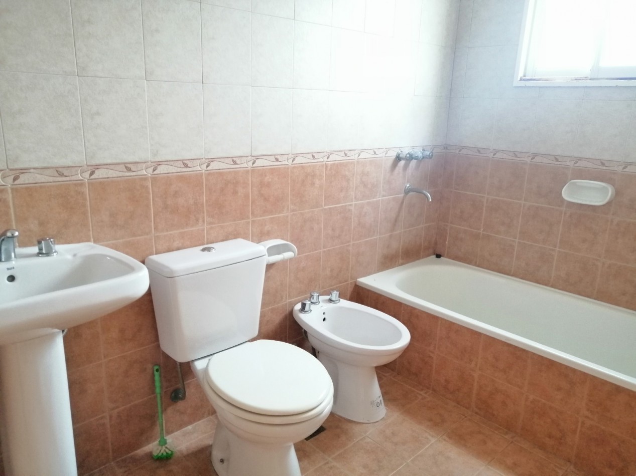 DUPLEX 3 DORMITORIOS EN ALQUILER