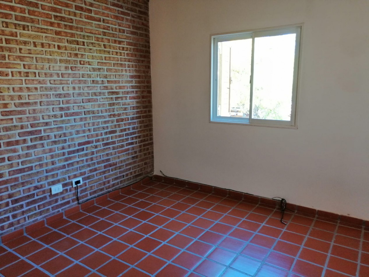 DUPLEX 2 DORMITORIOS EN ALQUILER 