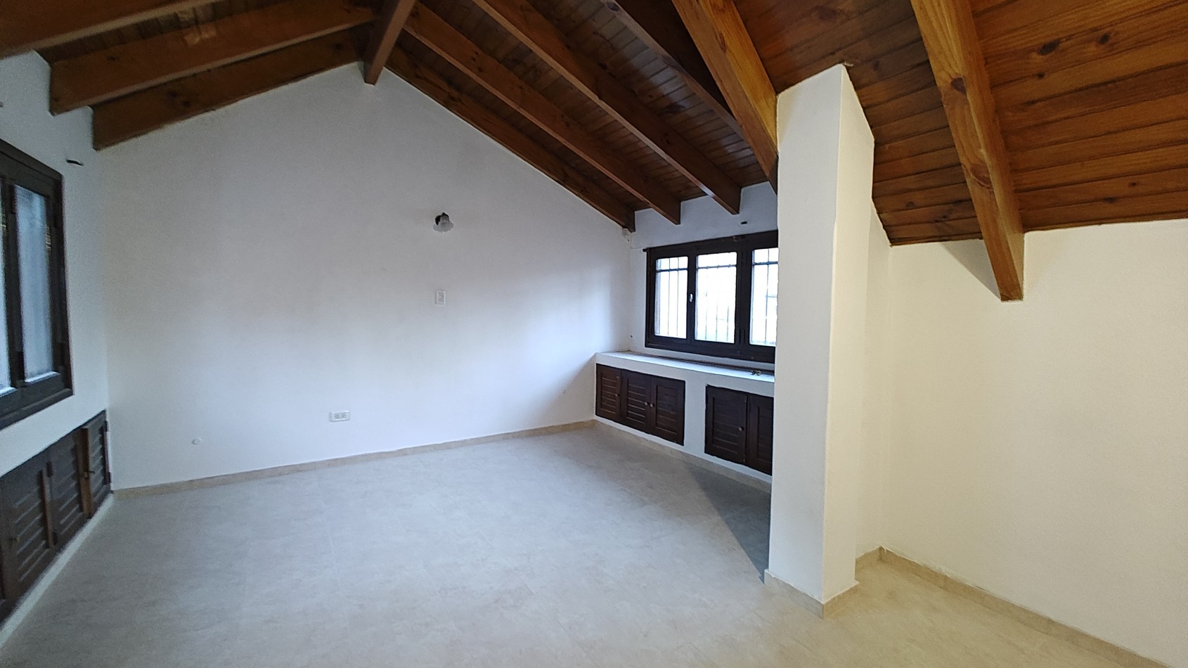 CASA 4 AMBIENTES - ZONA COTO - NEUQUEN
