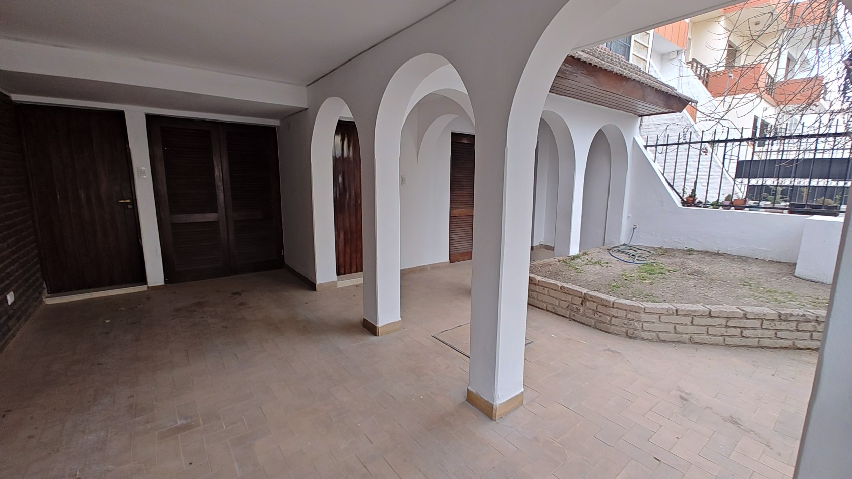 CASA 4 AMBIENTES - ZONA COTO - NEUQUEN