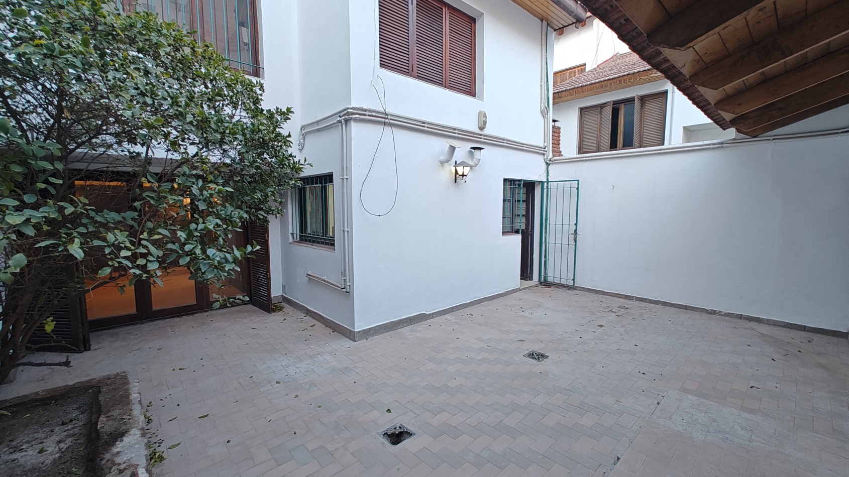 CASA 4 AMBIENTES - ZONA COTO - NEUQUEN