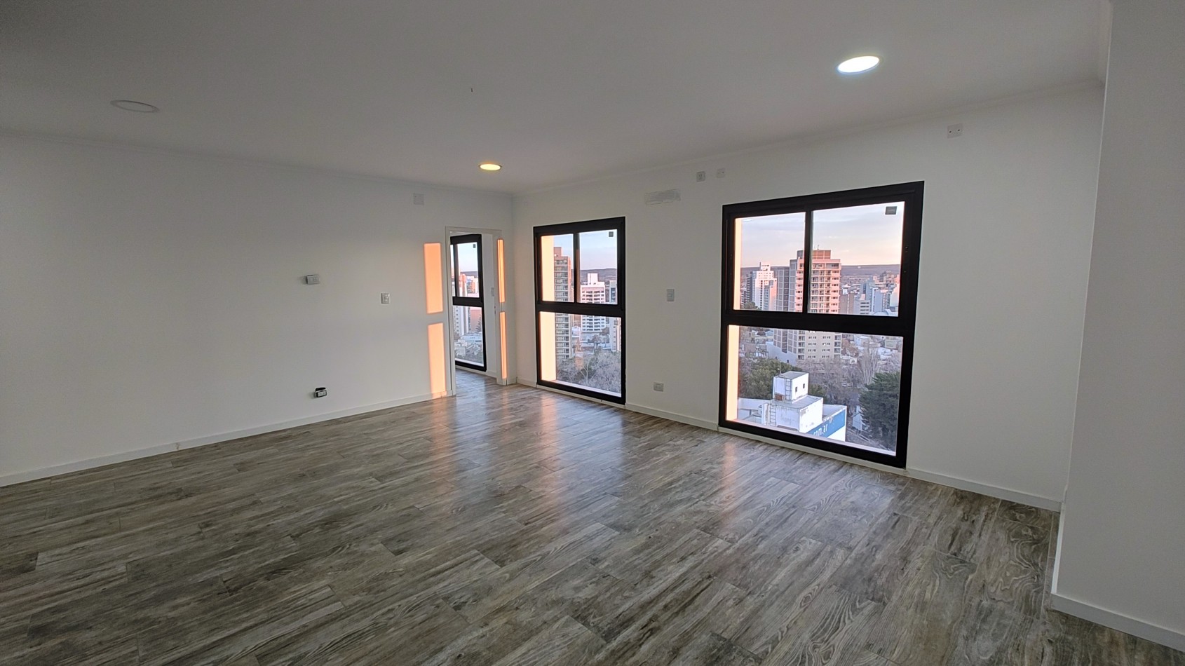 DEPARTAMENTO 2 DORMITORIOS CON COCHERA A ESTRENAR - EN ALQUILER