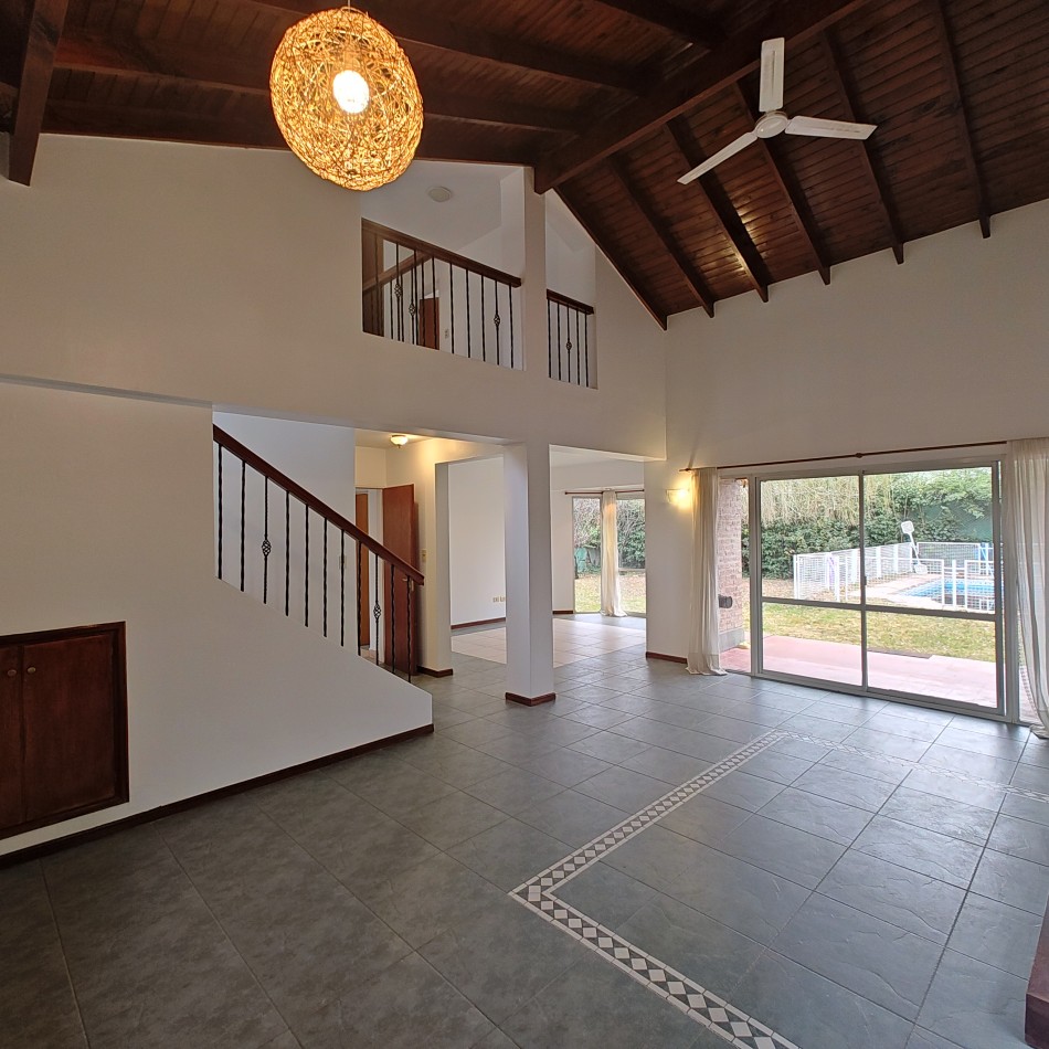 CASA 3 DORMITORIO EN ALQUILER - BARRIO RINCON CLUB DE CAMPO 