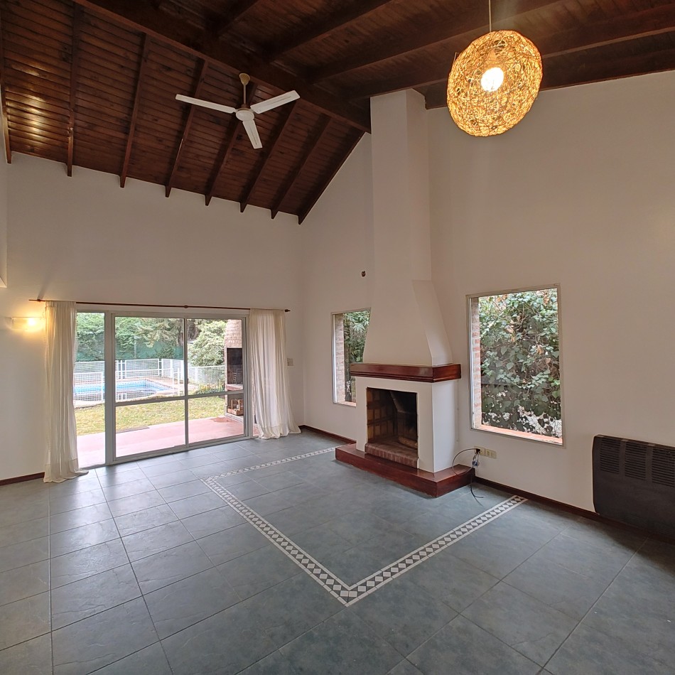 CASA 3 DORMITORIO EN ALQUILER - BARRIO RINCON CLUB DE CAMPO 