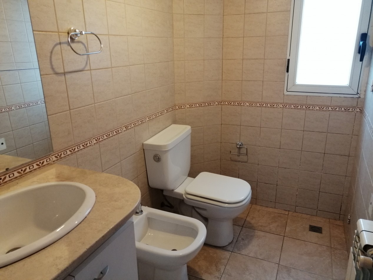 DUPLEX 3 DORMITORIOS - SANTA GENOVEVA