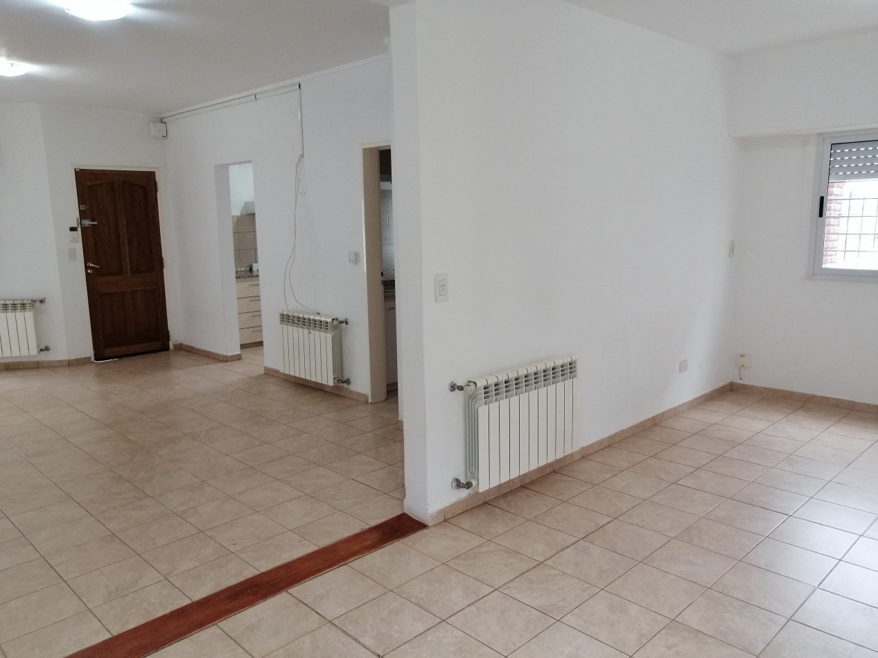 DUPLEX 3 DORMITORIOS - SANTA GENOVEVA