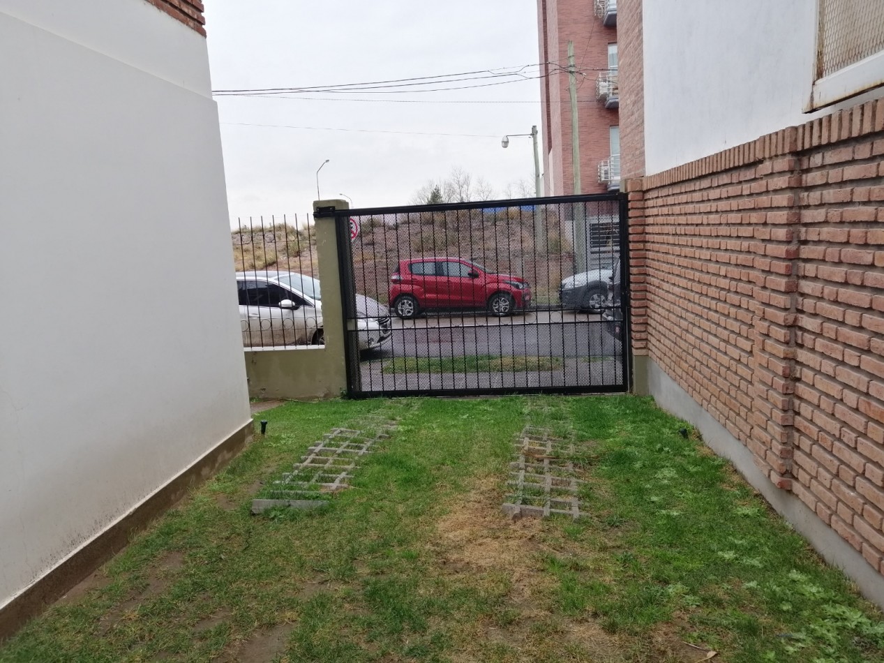 DUPLEX 3 DORMITORIOS - SANTA GENOVEVA