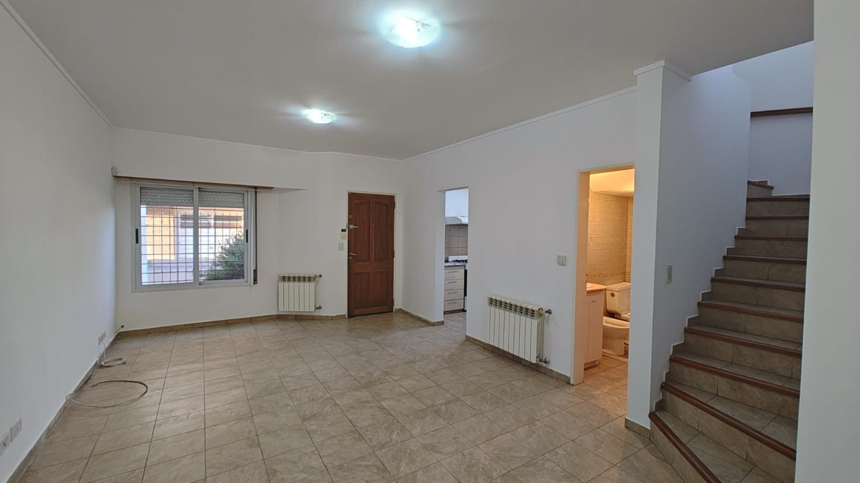 DUPLEX 3 DORMITORIOS - SANTA GENOVEVA