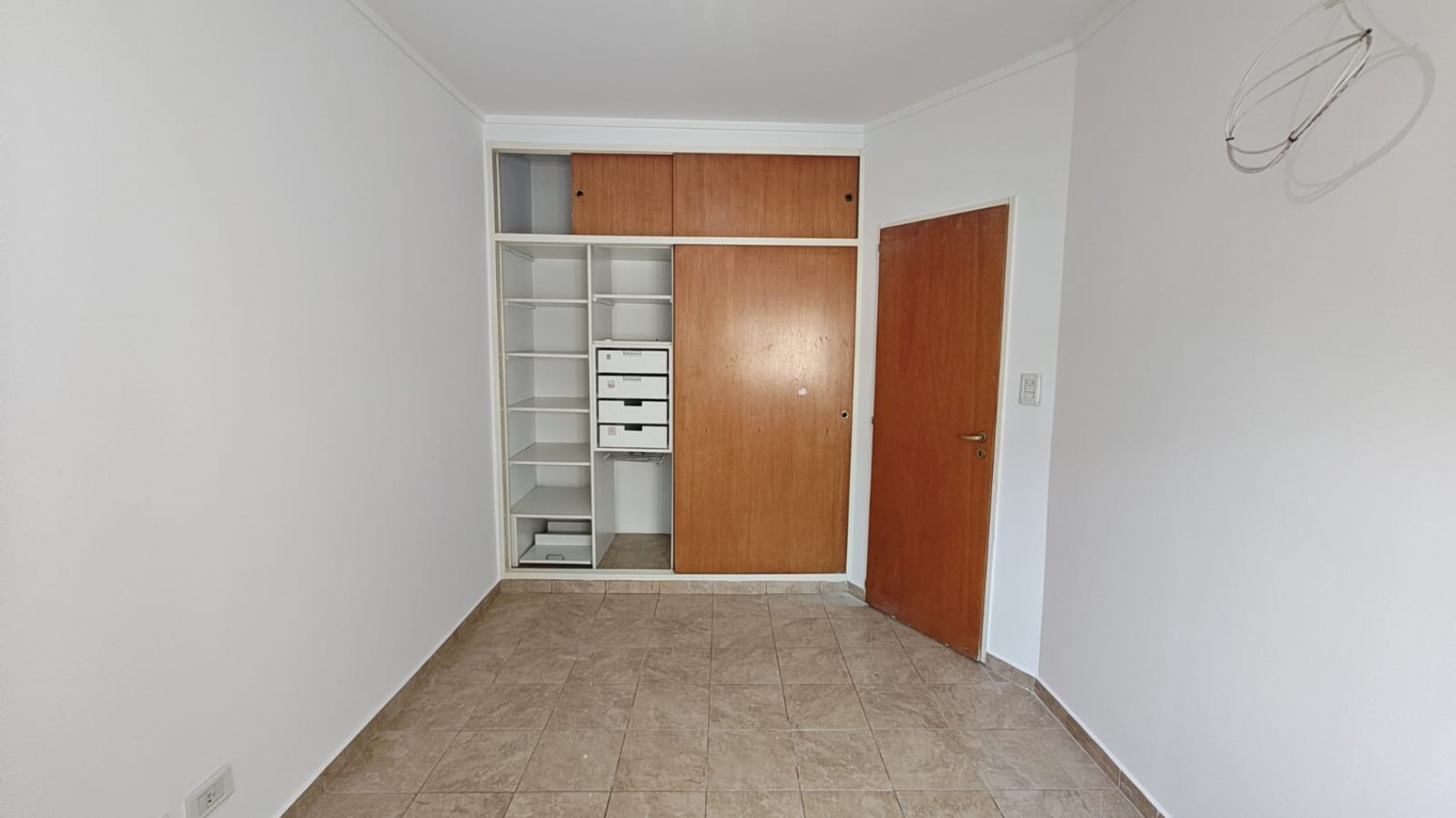DUPLEX 3 DORMITORIOS - SANTA GENOVEVA