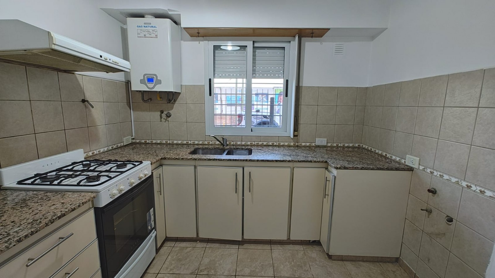 DUPLEX 3 DORMITORIOS - SANTA GENOVEVA