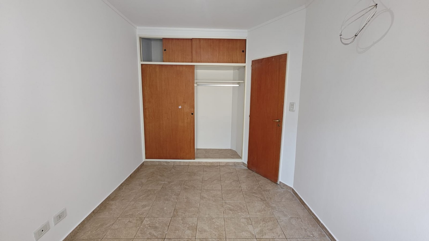DUPLEX 3 DORMITORIOS - SANTA GENOVEVA
