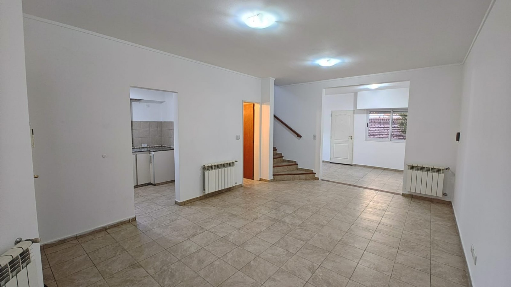 DUPLEX 3 DORMITORIOS - SANTA GENOVEVA