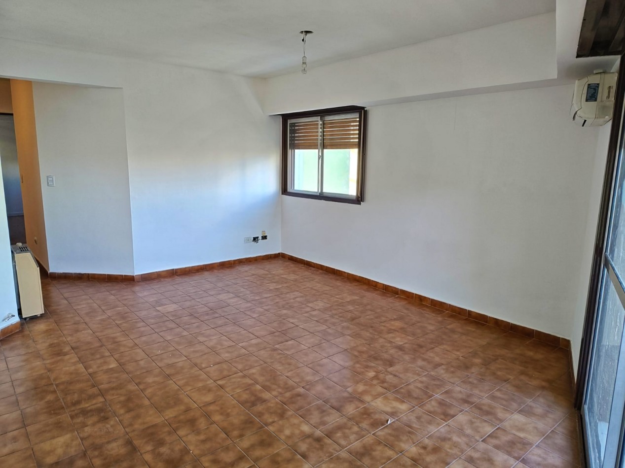 DEPARTAMENTO 2 DORMITORIOS PLENO CENTRO DE NEUQUEN CON TRES BALCONES - EN ALQUILER