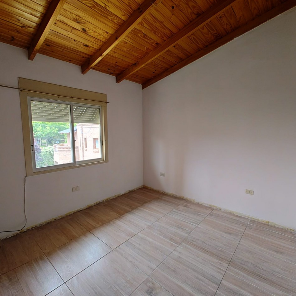 DEPARTAMENTO 2 DORMITORIOS CON BALCON Y ENTRADA DE VEHICULO EN ALQUILER 