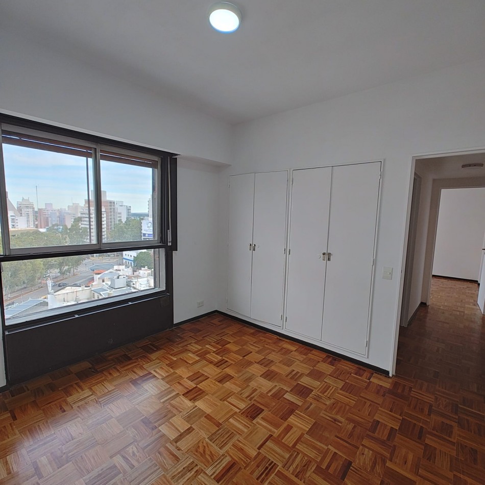 DEPARTAMENTO 2 DORMITORIOS CON COCHERA - PLENO CENTRO DE NEUQUEN - EN ALQUILER