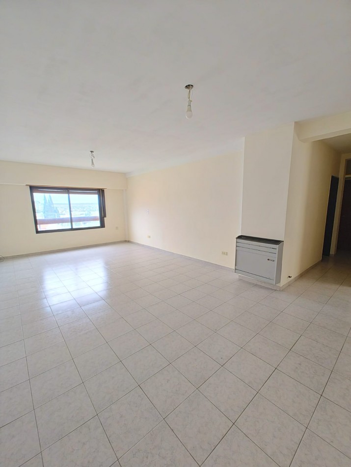 DEPARTAMENTO 2 DORMITORIOS CON COCHERA ZONA CENTRO