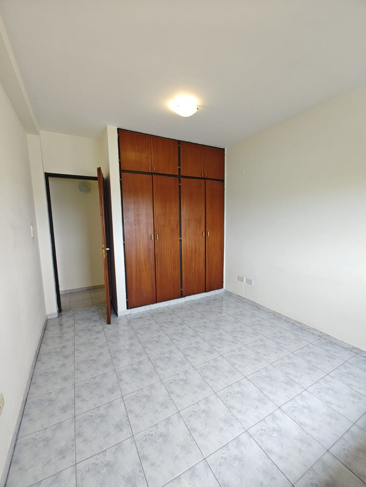 DEPARTAMENTO 2 DORMITORIOS CON COCHERA ZONA CENTRO