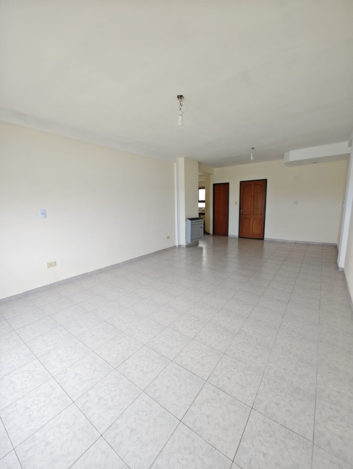 DEPARTAMENTO 2 DORMITORIOS CON COCHERA ZONA CENTRO