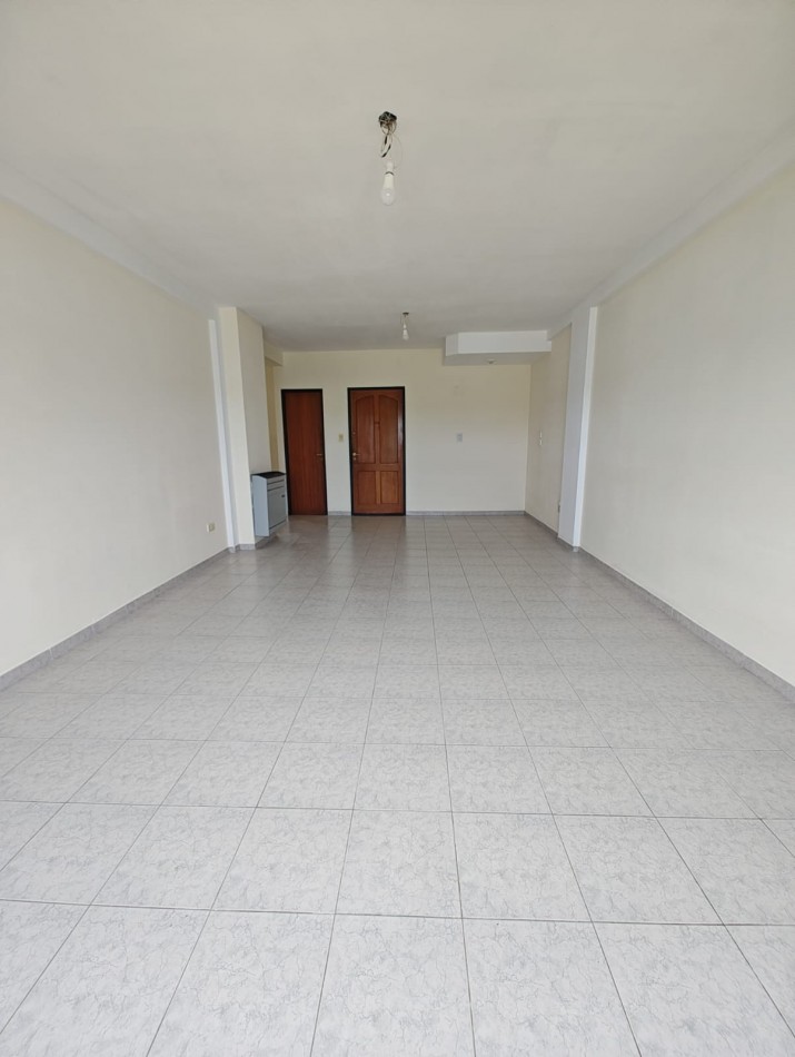 DEPARTAMENTO 2 DORMITORIOS CON COCHERA ZONA CENTRO