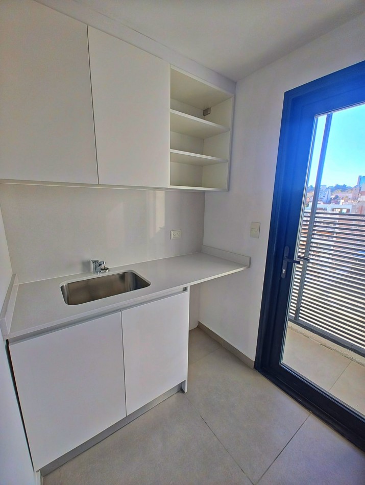 DEPARTAMENTO GERENCIAL - 2 DORMITORIOS CON COCHERA Y PILETA A ESTRENAR - EN ALQUILER