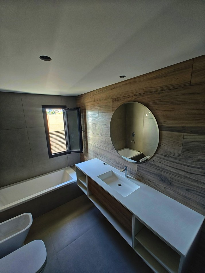 DEPARTAMENTO GERENCIAL - 2 DORMITORIOS CON COCHERA Y PILETA A ESTRENAR - EN ALQUILER