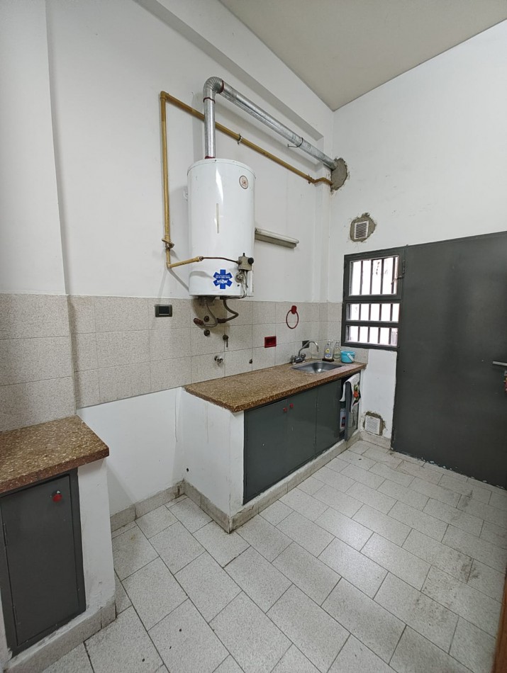 LOCAL COMERCIAL - CENTRO OESTE 