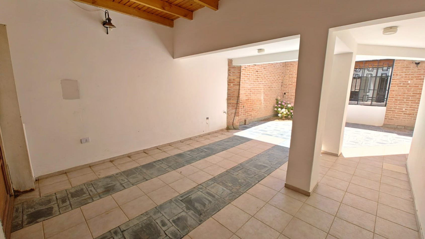 VENTA | CASA 3 DORMITORIOS + LOCAL | BELGRANO 1951 | NEUQUEN
