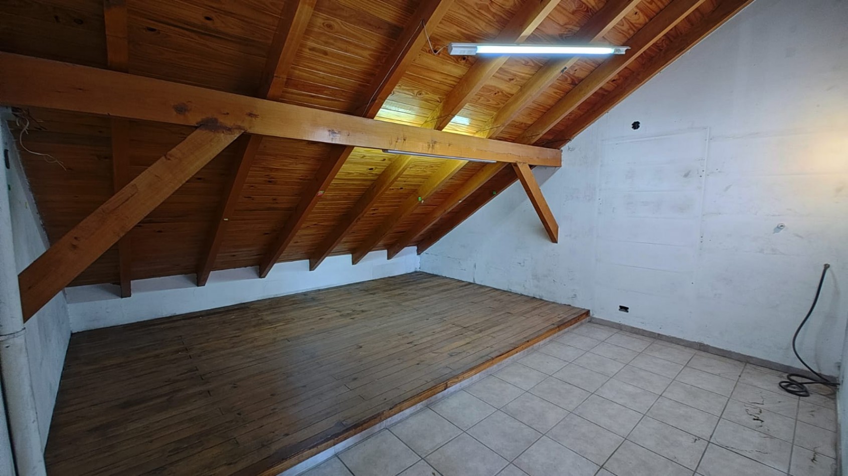 VENTA | CASA 3 DORMITORIOS + LOCAL | BELGRANO 1951 | NEUQUEN