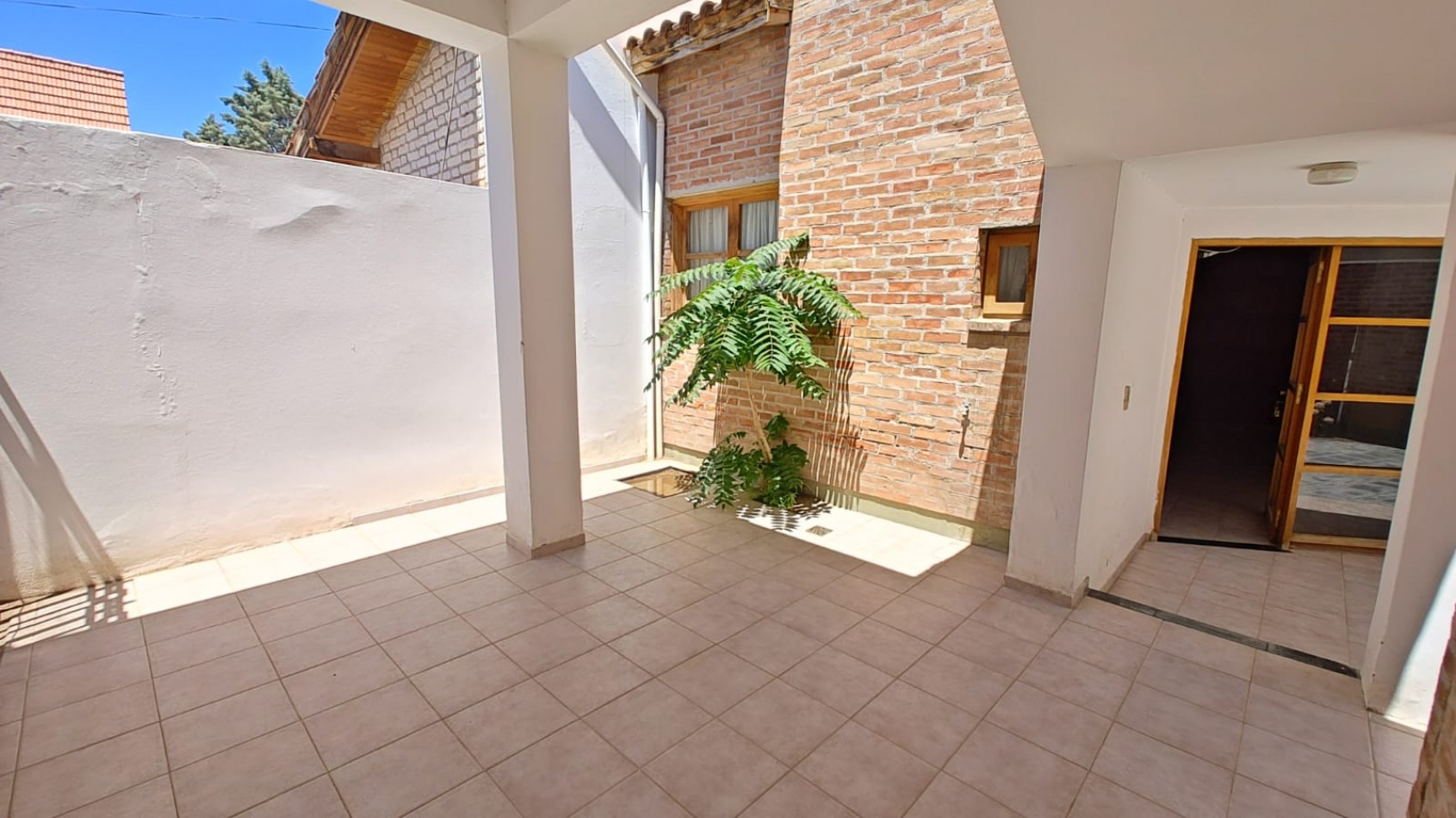 VENTA | CASA 3 DORMITORIOS + LOCAL | BELGRANO 1951 | NEUQUEN