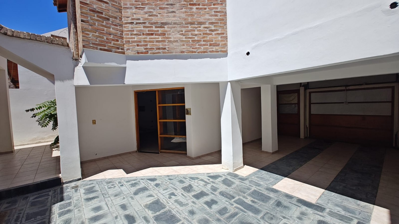VENTA | CASA 3 DORMITORIOS + LOCAL | BELGRANO 1951 | NEUQUEN