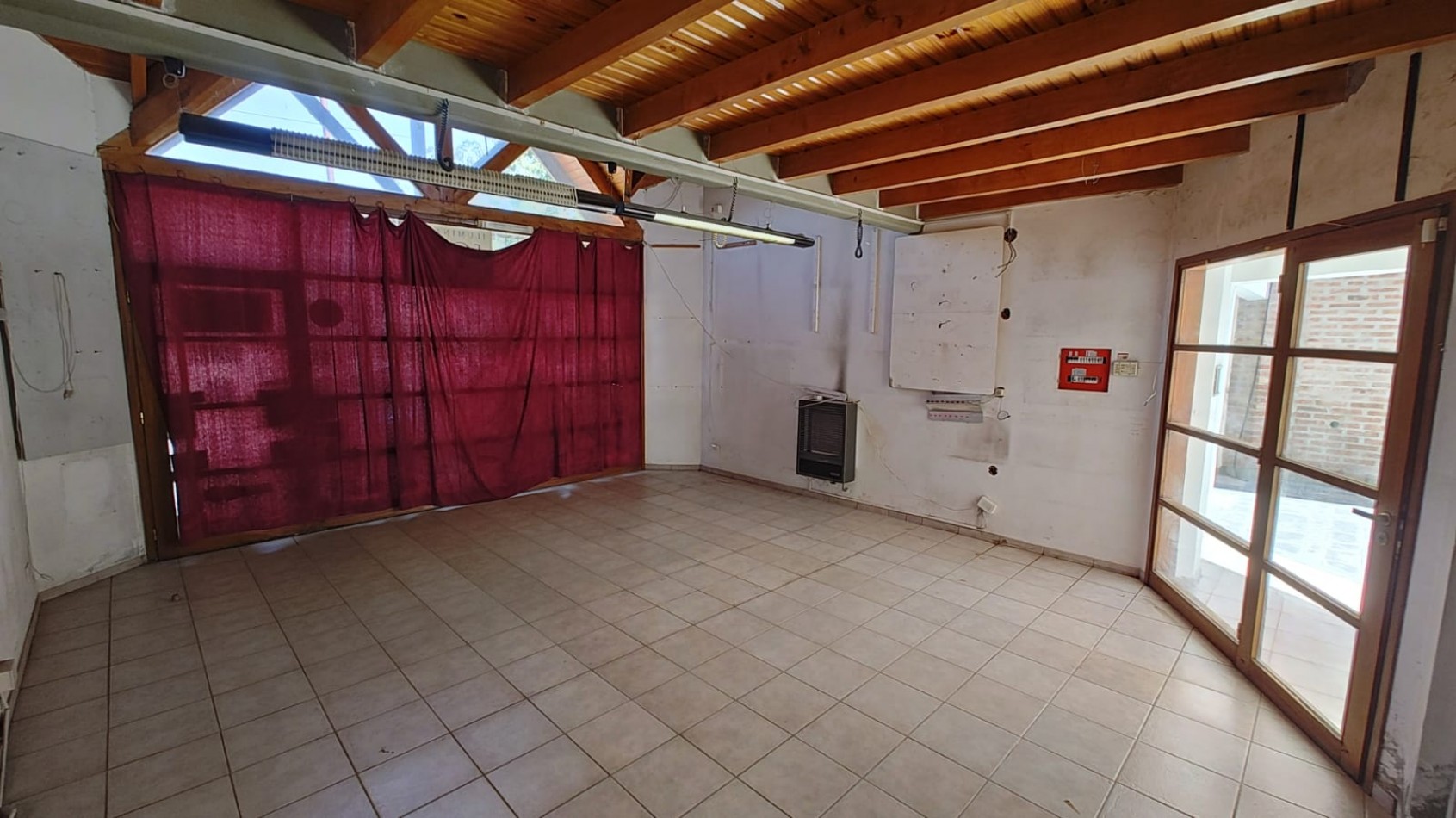 VENTA | CASA 3 DORMITORIOS + LOCAL | BELGRANO 1951 | NEUQUEN