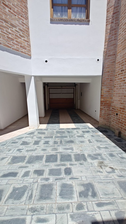VENTA | CASA 3 DORMITORIOS + LOCAL | BELGRANO 1951 | NEUQUEN