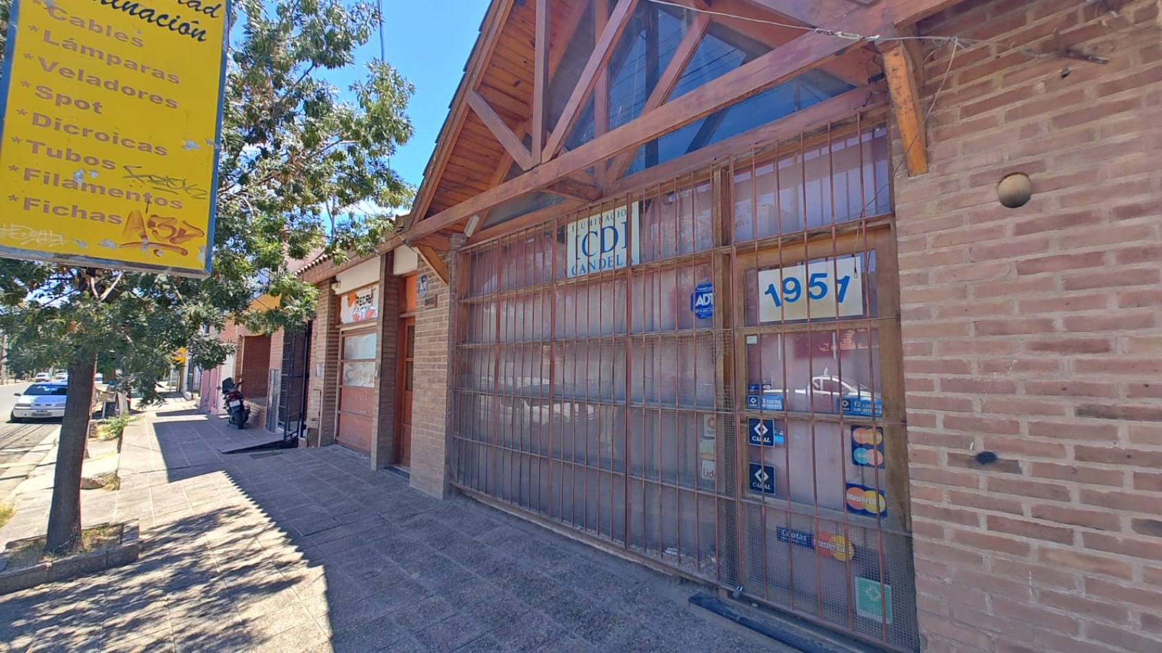 VENTA | CASA 3 DORMITORIOS + LOCAL | BELGRANO 1951 | NEUQUEN