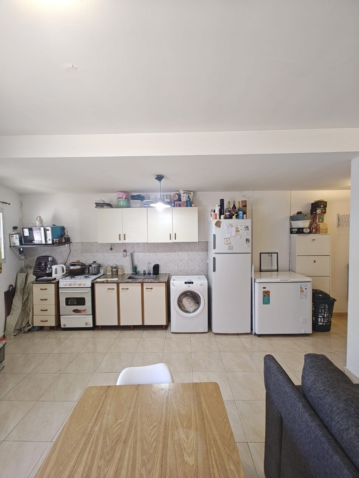 ALQUILER | DEPARTAMENTO 1 DORMITORIO CON COCHERA Y PATIO PROPIO | CENTRO OESTE NEUQUEN