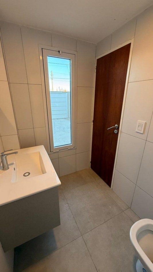 DUPLEX A ESTRENAR EN VENTA | 3 DORMITORIOS + 3 BAÑOS | BARRIO DON LUCAKS - PLOTTIER