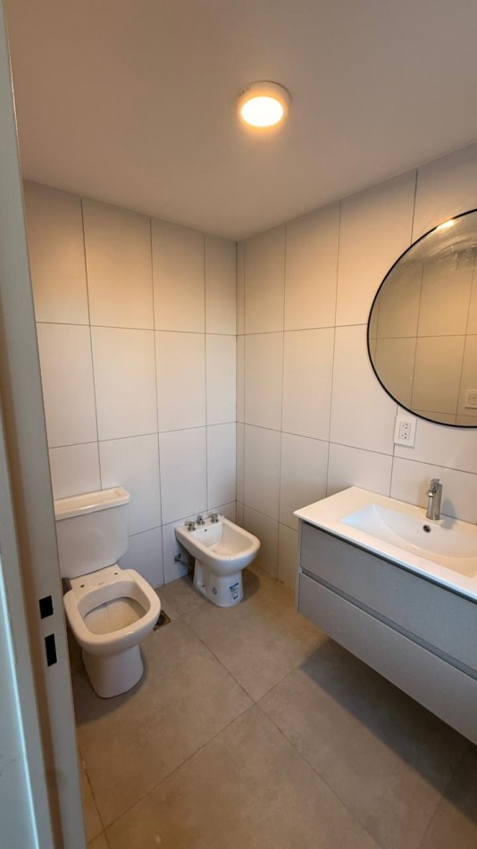 DUPLEX A ESTRENAR EN VENTA | 3 DORMITORIOS + 3 BAÑOS | BARRIO DON LUCAKS - PLOTTIER