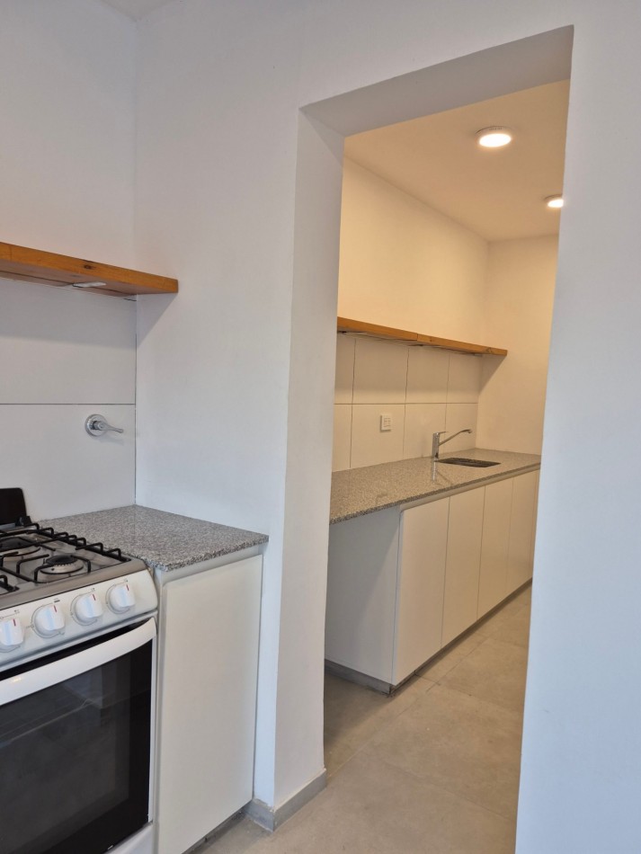 DUPLEX A ESTRENAR EN VENTA | 3 DORMITORIOS + 3 BAÑOS | BARRIO DON LUCAKS - PLOTTIER