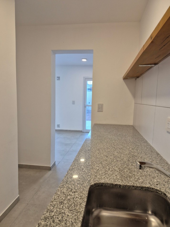 DUPLEX A ESTRENAR EN VENTA | 3 DORMITORIOS + 3 BAÑOS | BARRIO DON LUCAKS - PLOTTIER