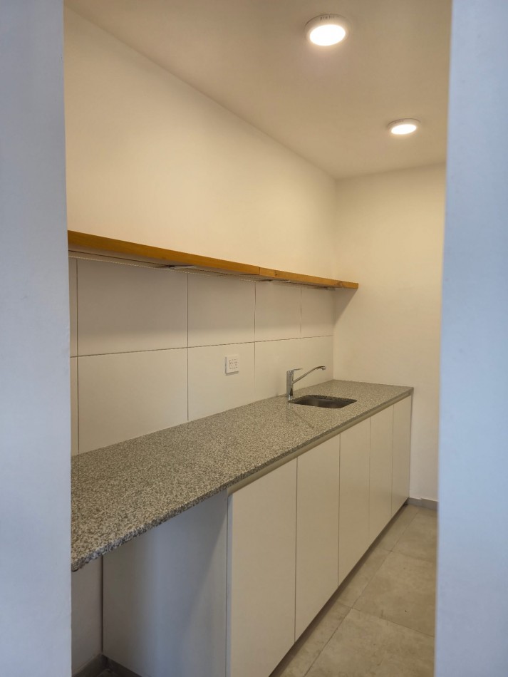 DUPLEX A ESTRENAR EN VENTA | 3 DORMITORIOS + 3 BAÑOS | BARRIO DON LUCAKS - PLOTTIER