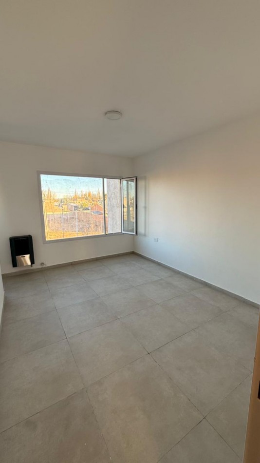 DUPLEX A ESTRENAR EN VENTA | 3 DORMITORIOS + 3 BAÑOS | BARRIO DON LUCAKS - PLOTTIER