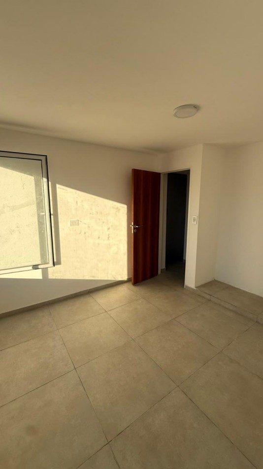 DUPLEX A ESTRENAR EN VENTA | 3 DORMITORIOS + 3 BAÑOS | BARRIO DON LUCAKS - PLOTTIER