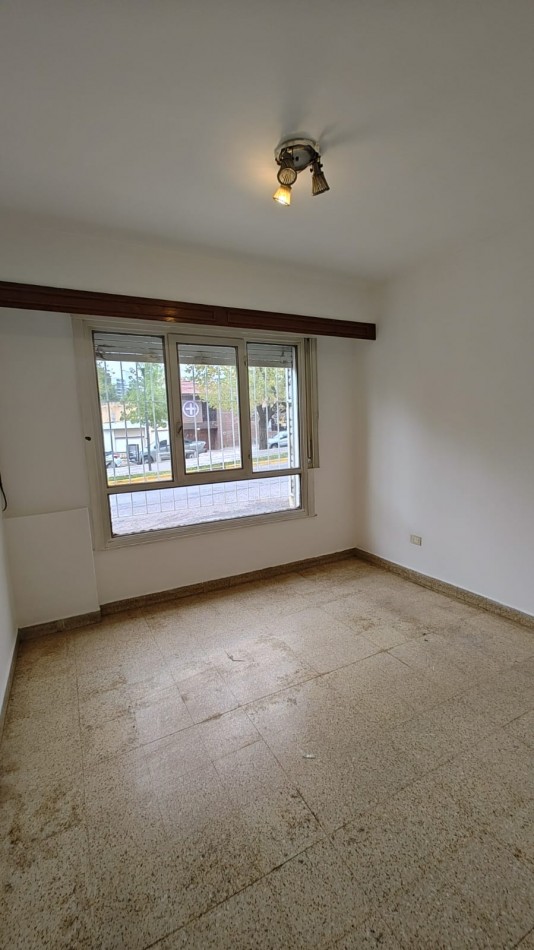 CASA 4 DORMITORIOS EN ALQUILER | CENTRO OESTE NEUQUEN