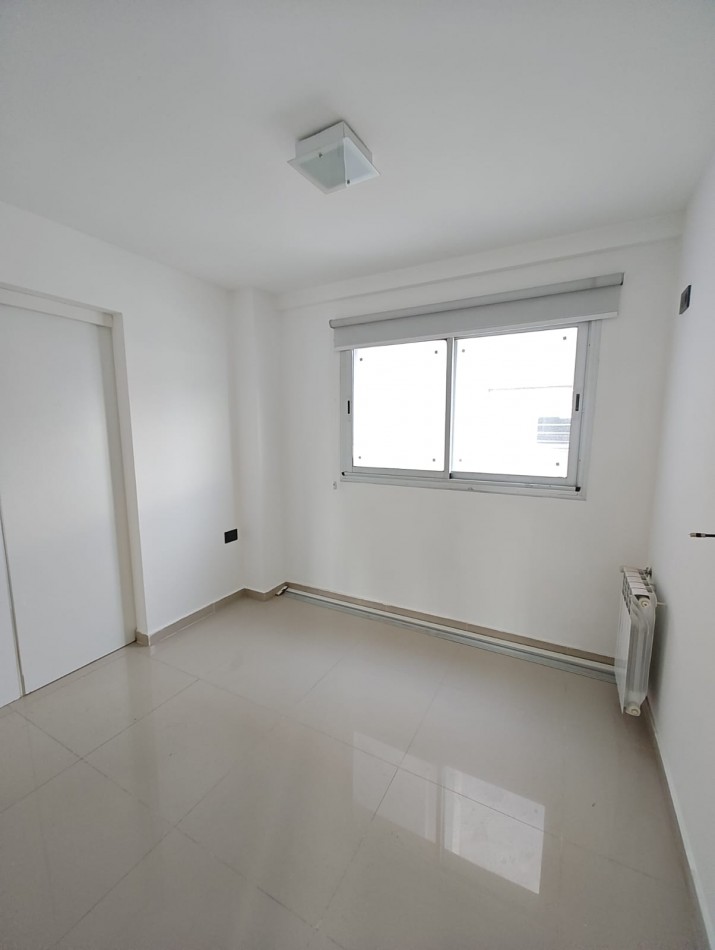 SEMIPISO 3 DORMITORIOS CON COCHERA EN ALQUILER | CENTRO ESTE NEUQUEN
