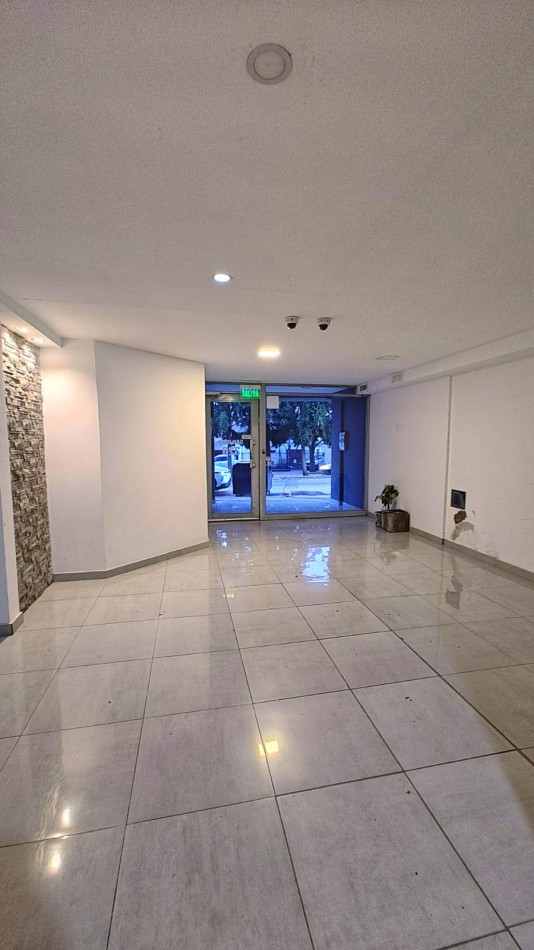 SEMIPISO 3 DORMITORIOS CON COCHERA EN ALQUILER | CENTRO ESTE NEUQUEN