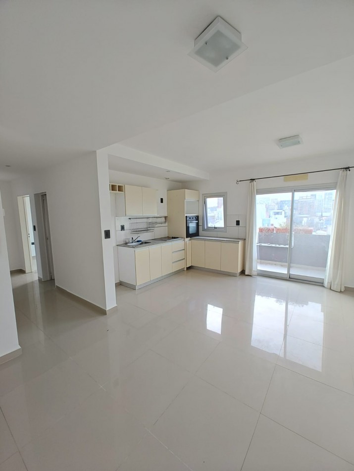 SEMIPISO 3 DORMITORIOS CON COCHERA EN ALQUILER | CENTRO ESTE NEUQUEN