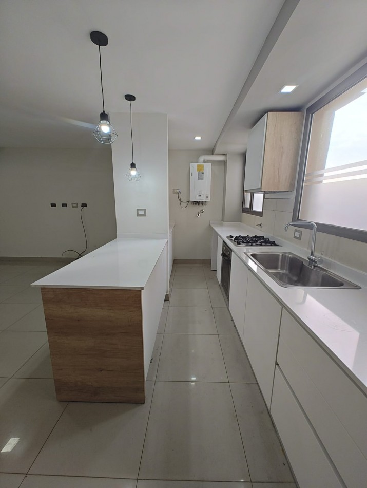 DEPARTAMENTO 1 DORMITORIO CON COCHERA CUBIERTA EN ALQUILER - TORRE VITRUVIO | CENTRO OESTE NEUQUEN