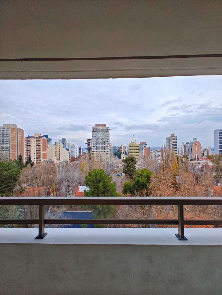 DEPARTAMENTO 1 DORMITORIO CON COCHERA CUBIERTA EN ALQUILER - TORRE VITRUVIO | CENTRO OESTE NEUQUEN