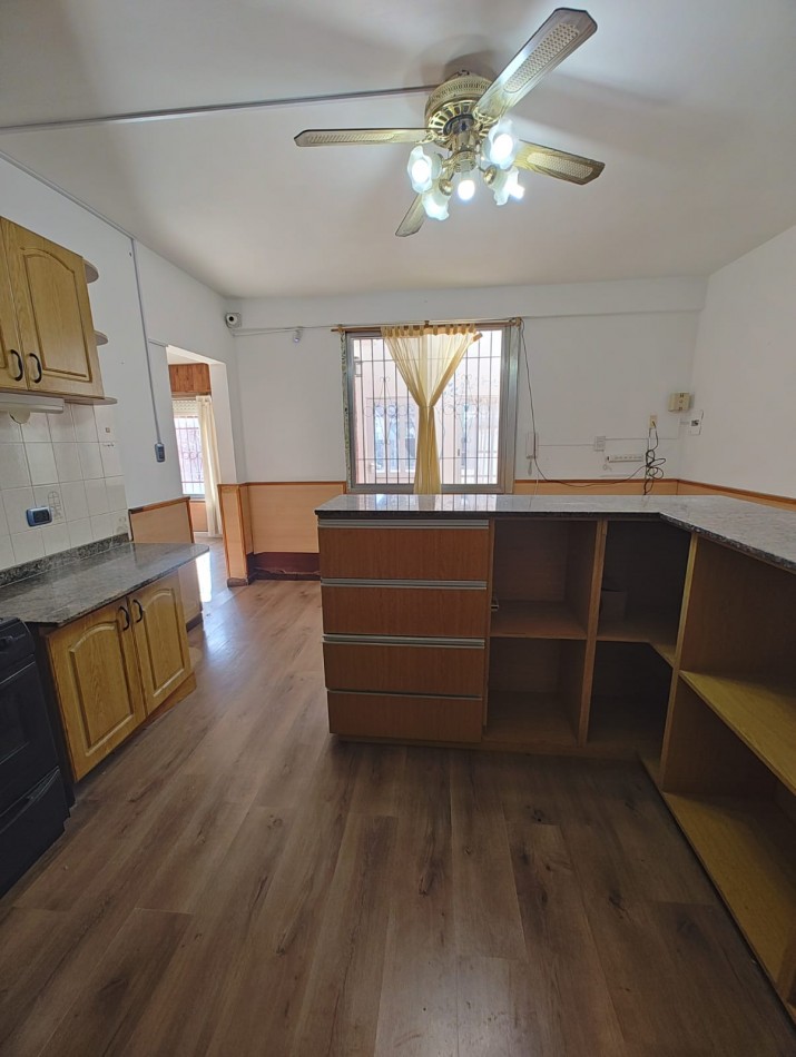 CASA 4 DORMITORIOS EN ALQUILER | BARRIO VILLA MARIA | NEUQUEN