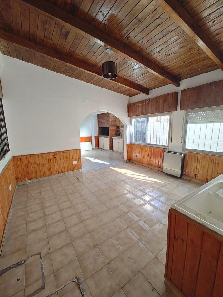 CASA 4 DORMITORIOS EN ALQUILER | BARRIO VILLA MARIA | NEUQUEN